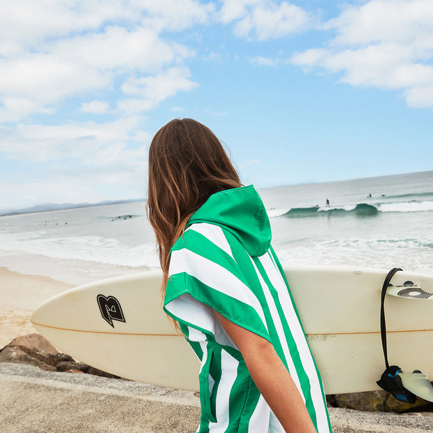 dock and bay poncho adults