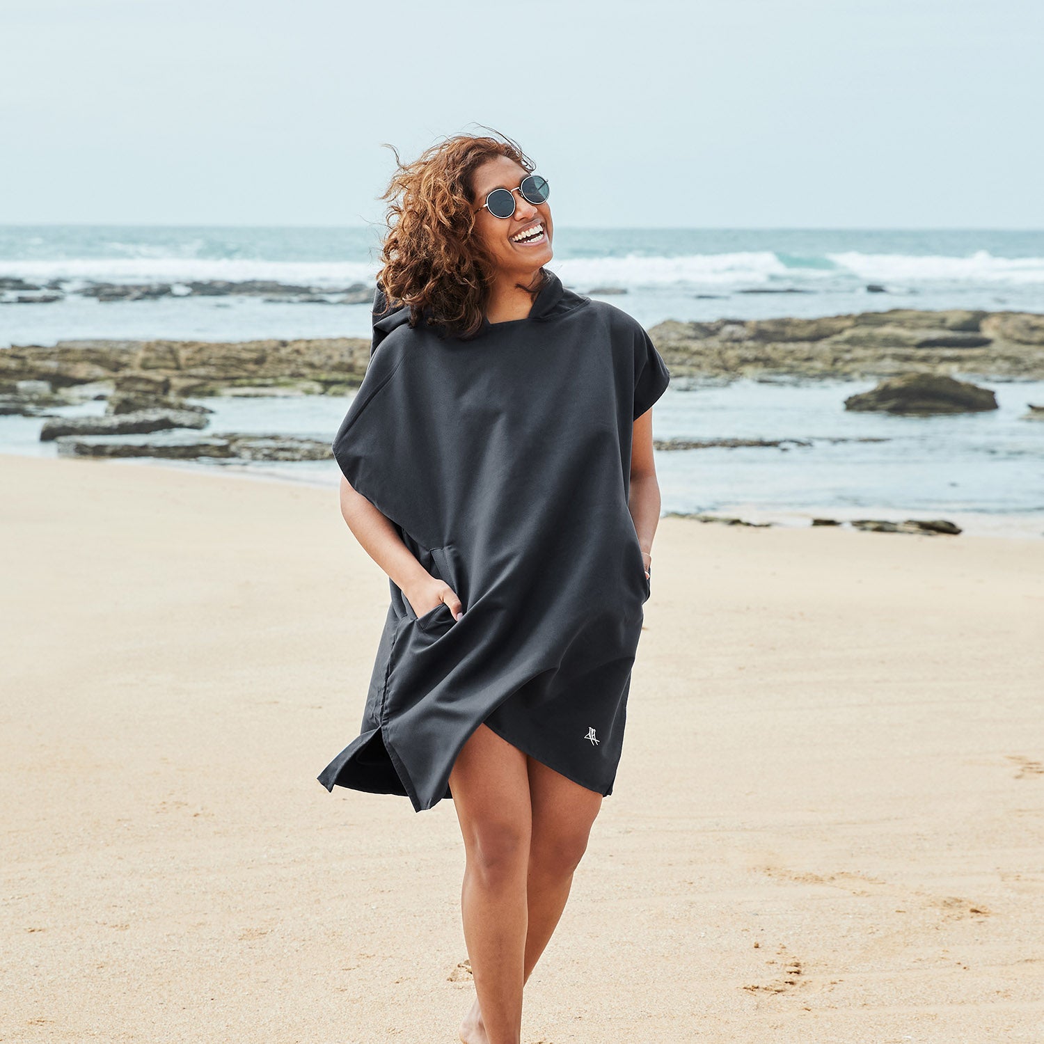 Dock & Bay Adult Beach Poncho Changing Robe - Classic - Fuji Black Dock & Bay Adult Beach Poncho Changing Robe - Classic - Fuji Black