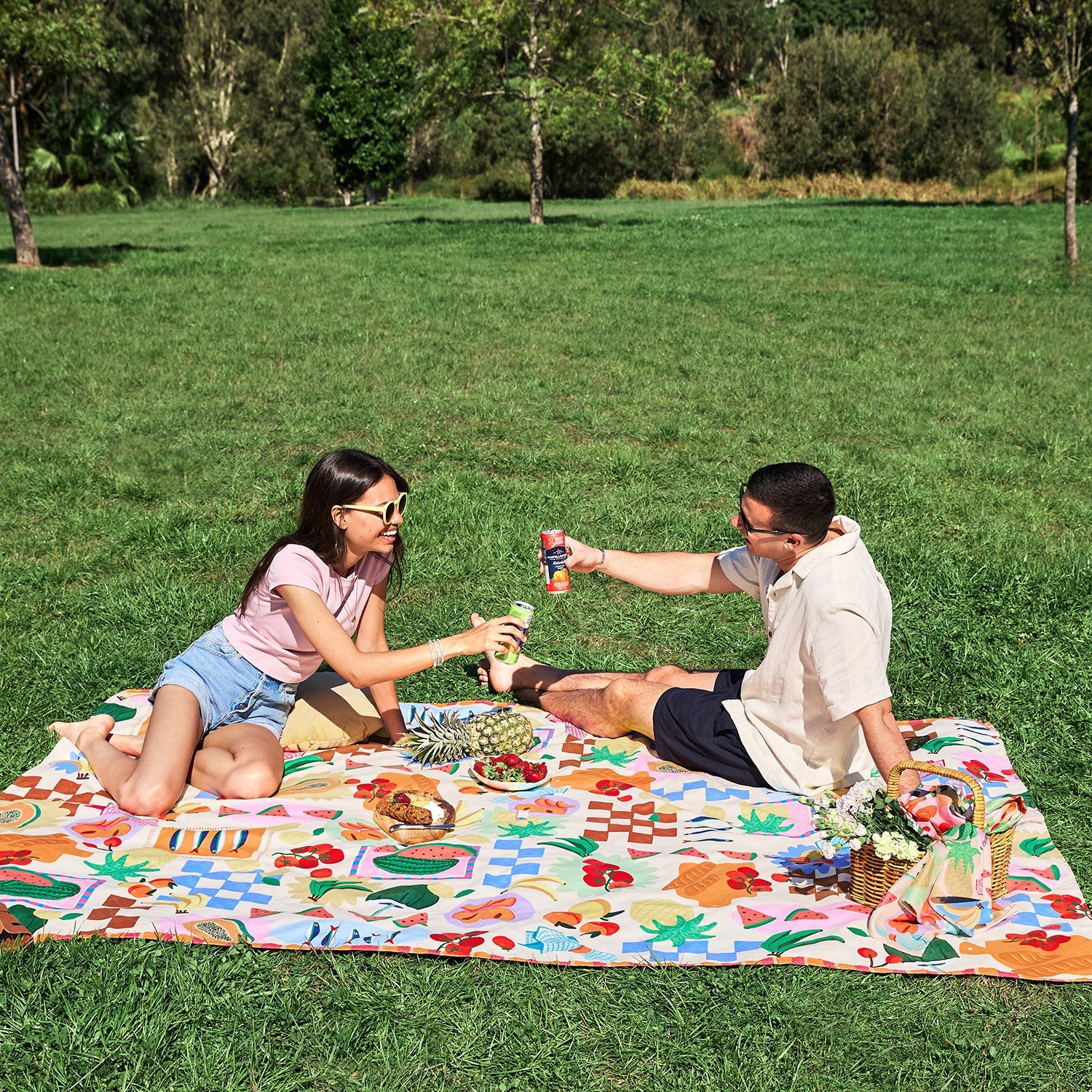 Dock and Bay Picnic Blanket - Thumbnail 4
