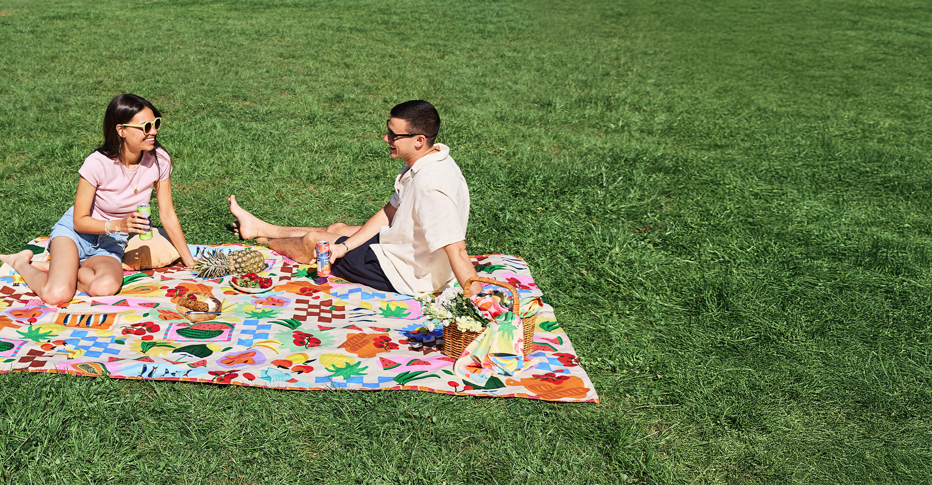Dock and Bay Picnic Blanket - Thumbnail 5